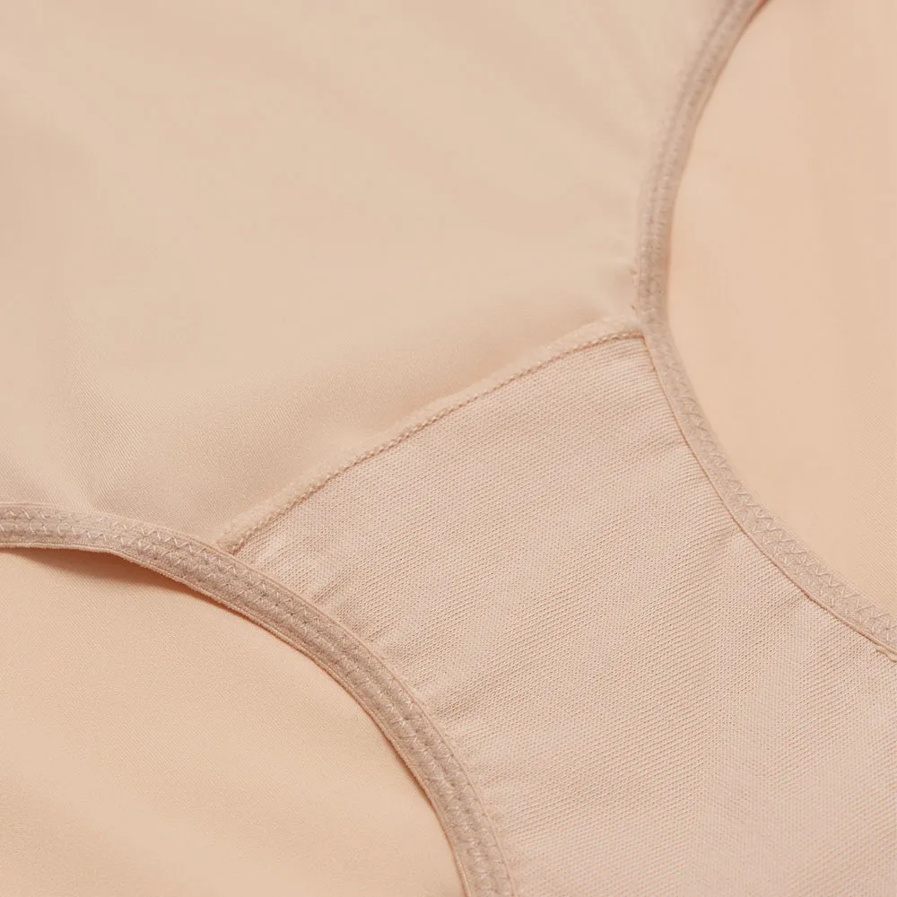Quần lót nữ Corèle lưng vừa, thun lạnh cao cấp, che phủ tốt, chuẩn an toàn quốc tế OEKO-TEX từ Corèle V Pháp - 02156A Quần lót nữ Corèle lưng vừa, thun lạnh cao cấp, che phủ tốt, chuẩn an toàn quốc tế OEKO-TEX từ Corèle V Pháp - 02156A